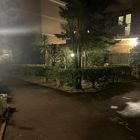 Trecento7flat * Roma