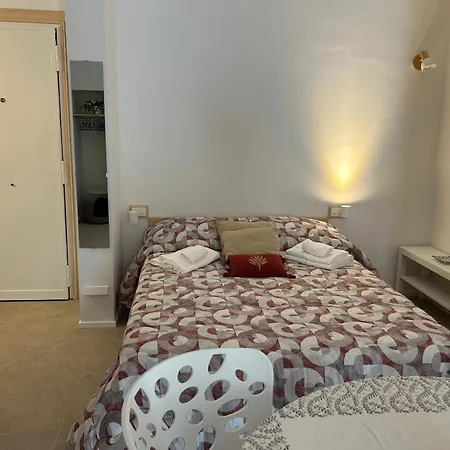 Trecento7flat * Rome